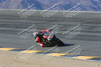 media/Mar-21-2025-CVMA Friday Practice (Fri) [[30cd4fe323]]/2-Racer 1/Session 2 (Bowl)/